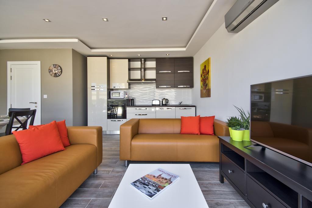 Valletta Luxe 3-Bedroom Duplex Penthouse With Sea View Terrace And Jacuzzi Exterior foto